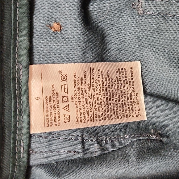 Banana Republic Factory, Authentic Chino Barrel Pant Size 6 - Picture 3 of 7